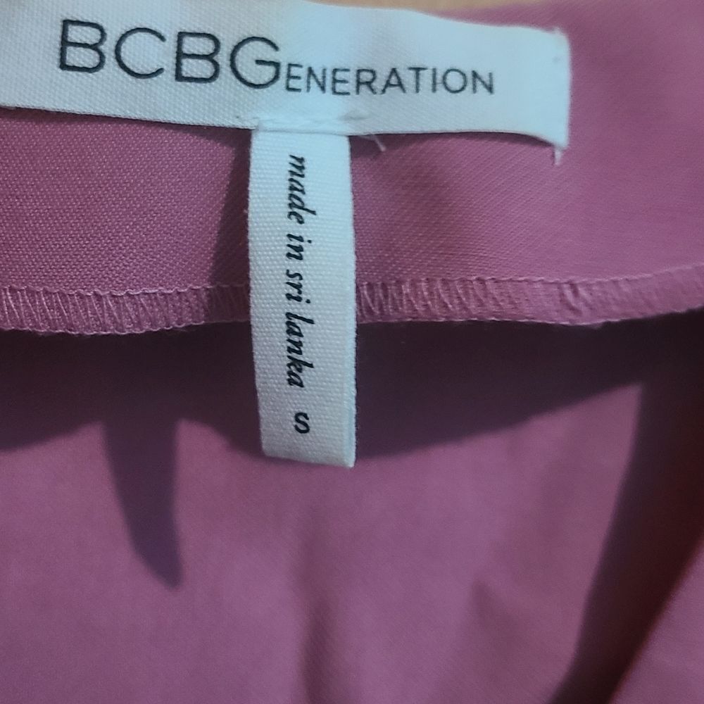 BCBGeneration Mauve Pink Flutter Sleeve Shift Dress - Picture 5 of 12